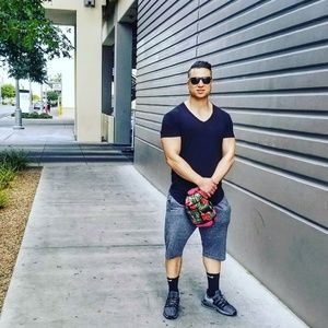 Meet your Posher, Davies